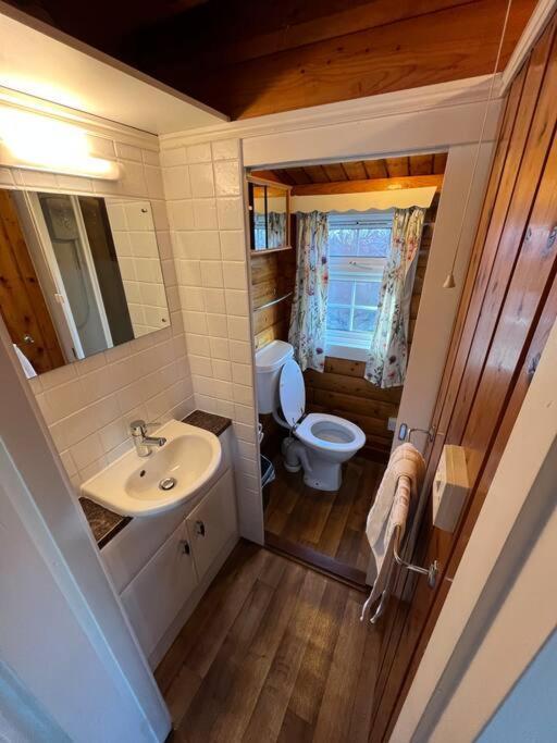 Snowdonia Escape Villa Trawsfynydd Exterior photo
